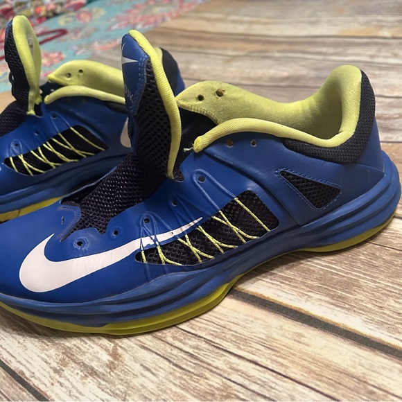 Nike Hyperdunk Low (Hyper Blue/Electric Green) U.S. 9.5 - Picture 11 of 13